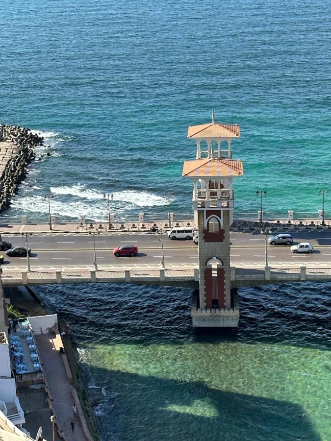 Sea View Apartment Alexandria